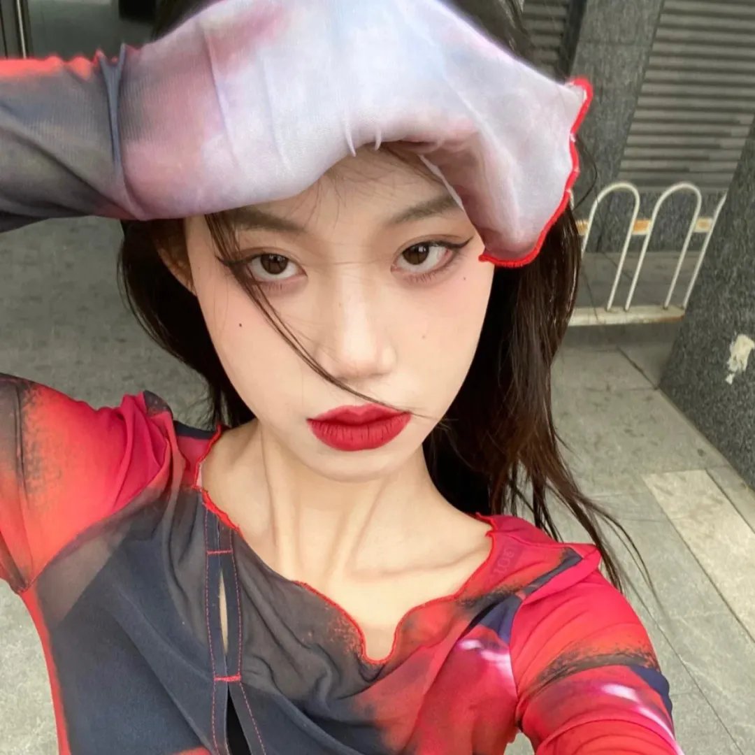 早上下班的女人